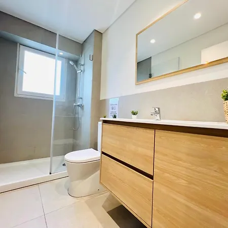 Crespo House Ii Fantastic F *
